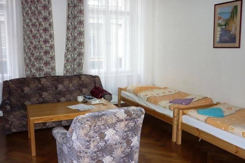 Gallery Hostel Praha